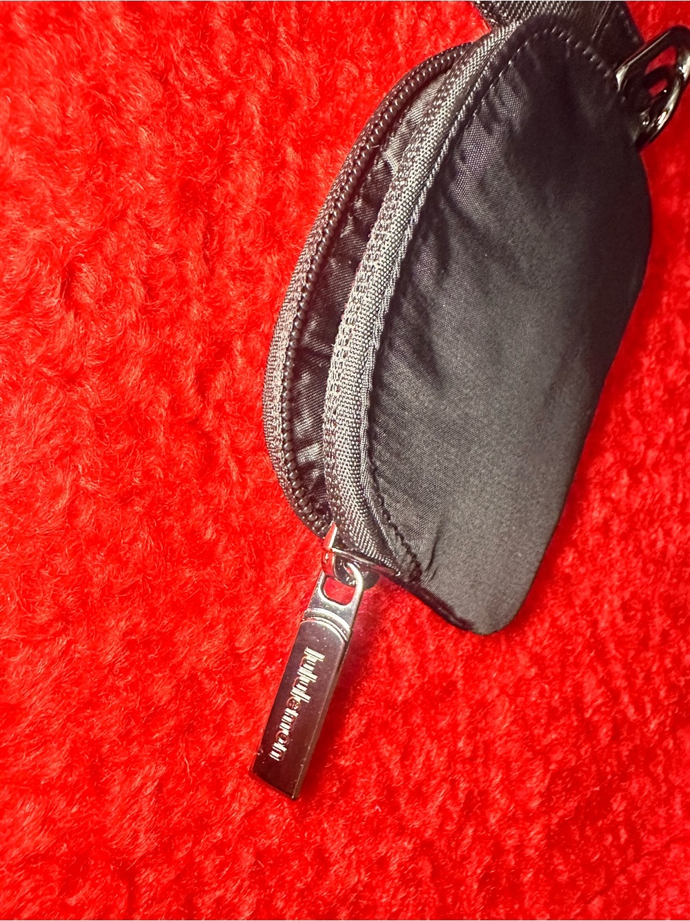 lululemon athletica Black Wristlet Card Pouch with Strap - Picture 2 of 5